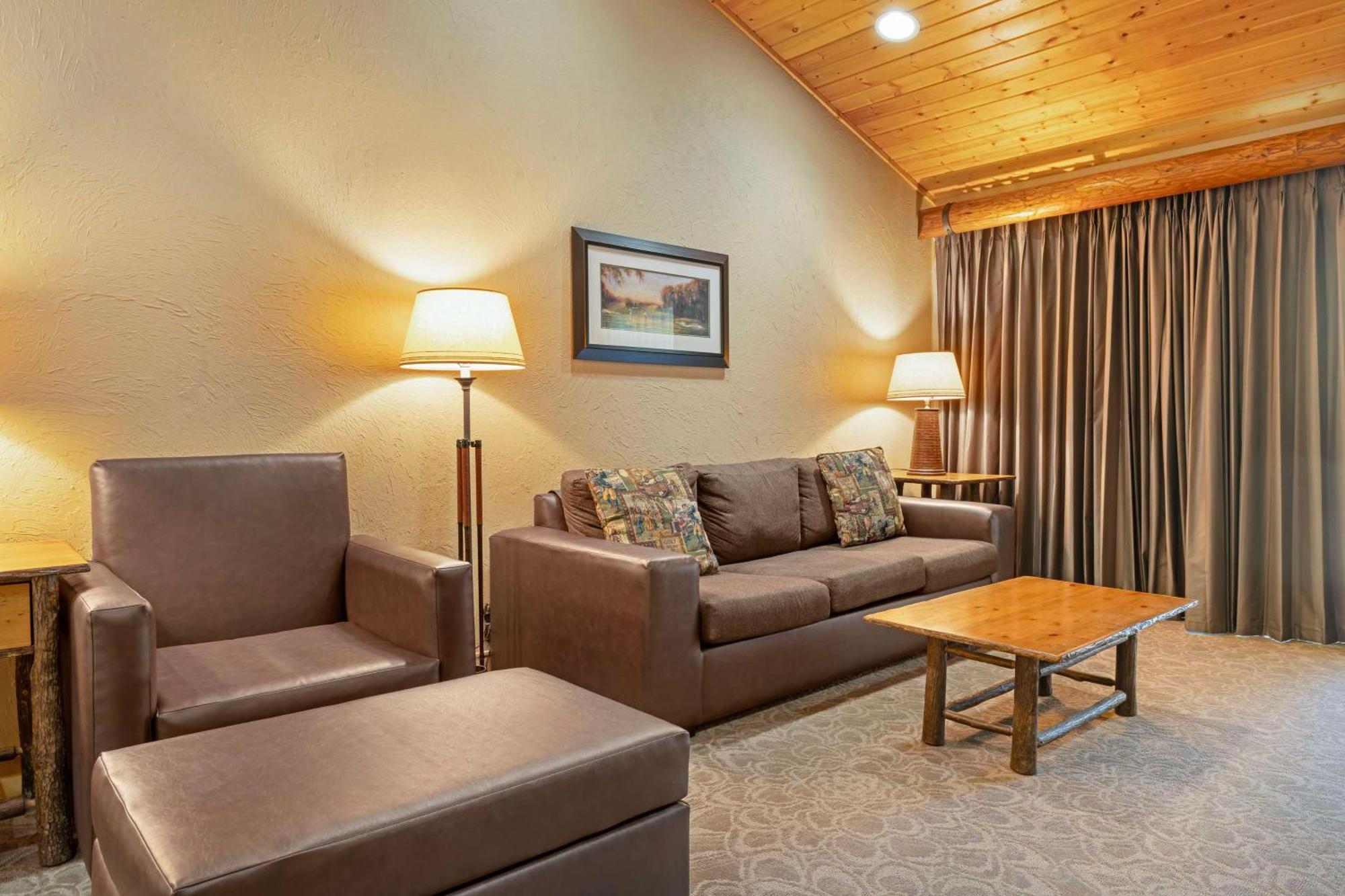 Best Western Ponderosa Lodge Систерс Экстерьер фото