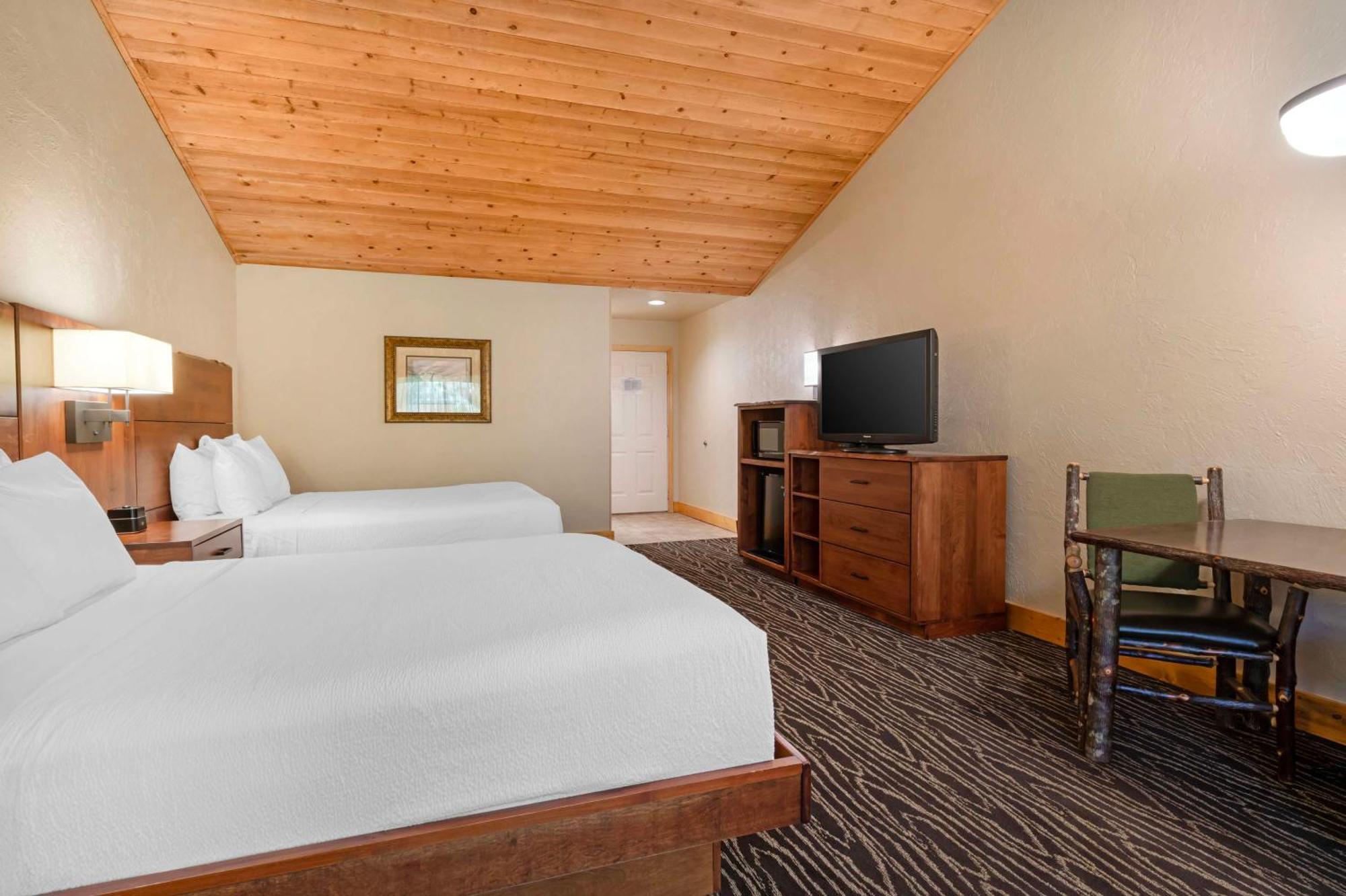 Best Western Ponderosa Lodge Систерс Экстерьер фото