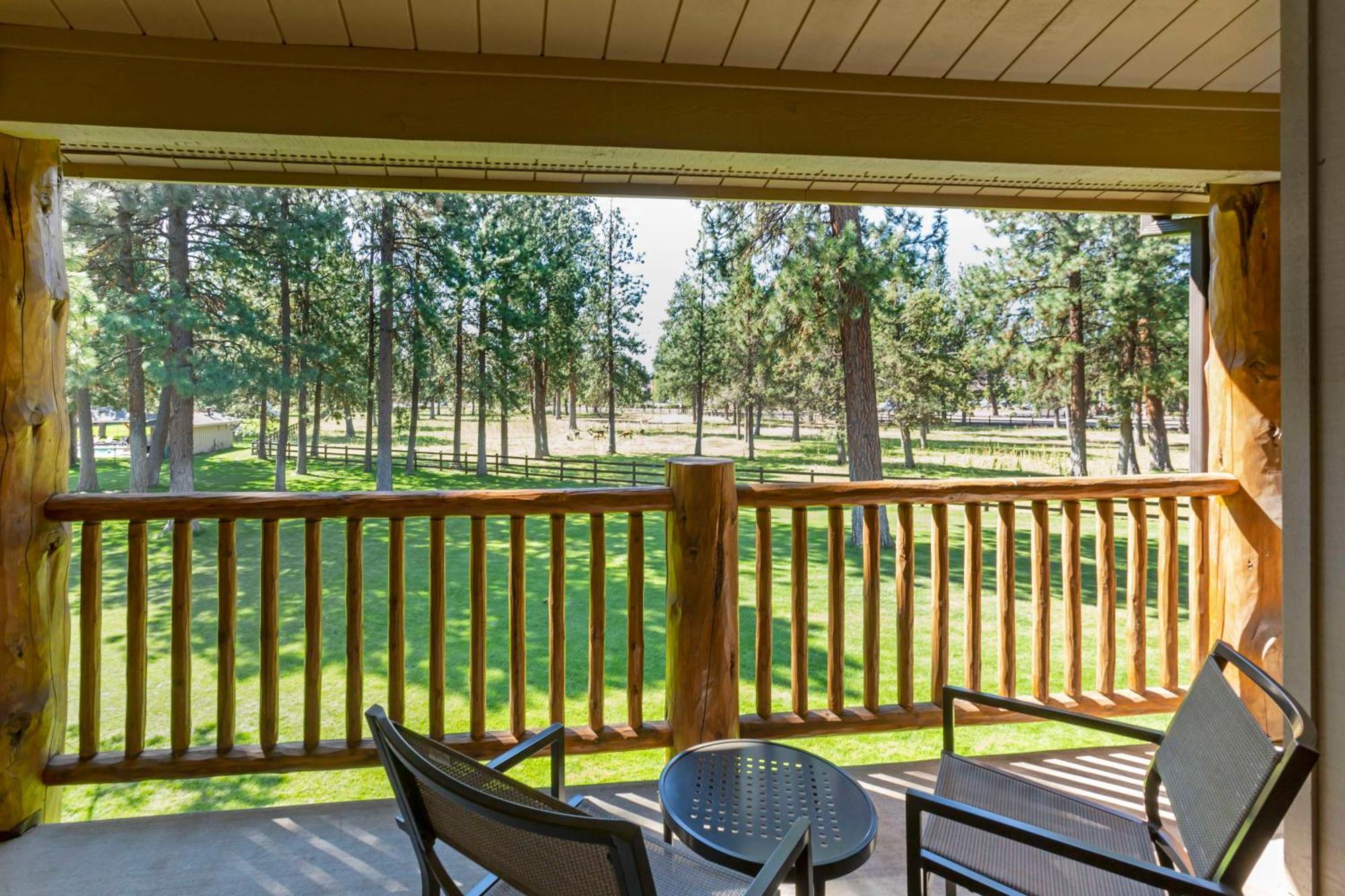 Best Western Ponderosa Lodge Систерс Экстерьер фото