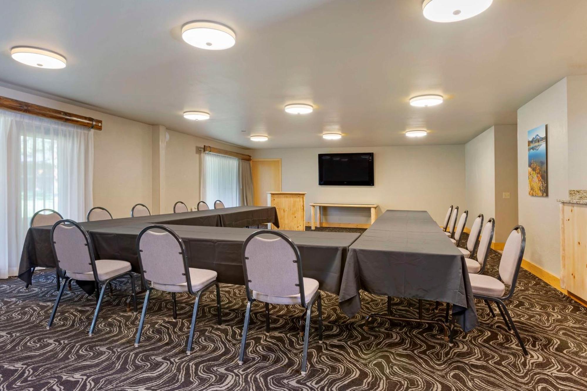 Best Western Ponderosa Lodge Систерс Экстерьер фото
